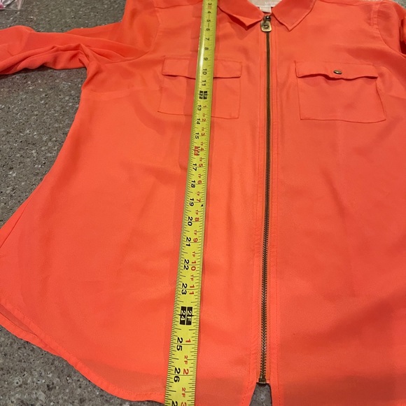 Michael Kors blouse with gold zipper and detail size LG - Picture 7 of 16